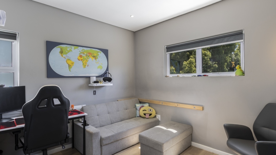 3 Bedroom Property for Sale in Jamestown Western Cape